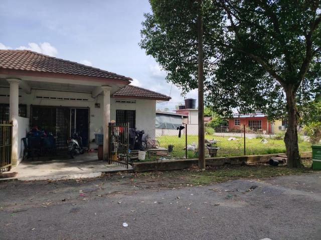Residential House for sale in Pekan, Pahang