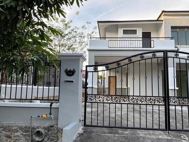 Residential House for sale in Kluang, Johor