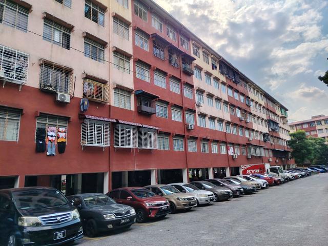 Flat for sale in Langat, Selangor