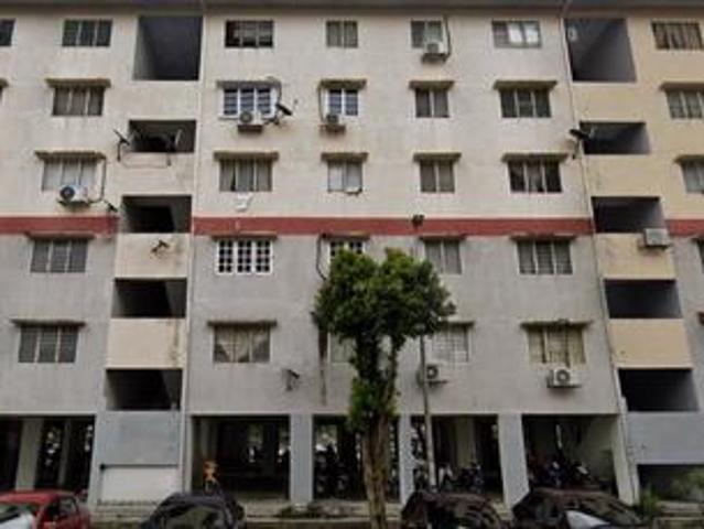 Flat for sale in Petaling, Alam Impian