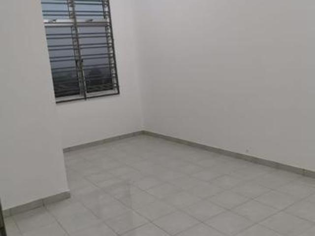 Apartment for sale in Malaka