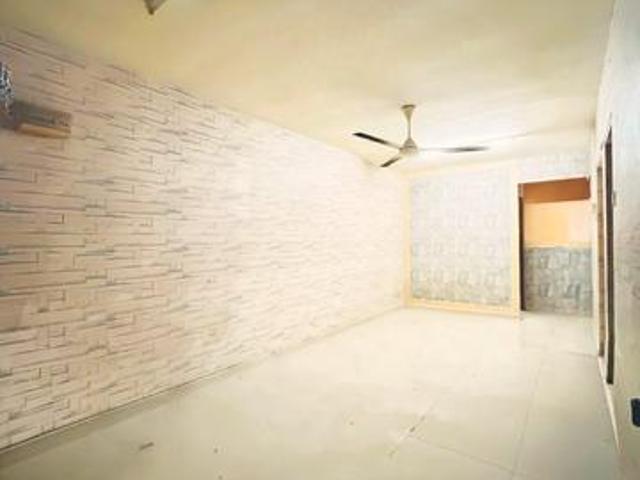 Apartment for sale in Pelabuhan Klang, Bandaraya Klang