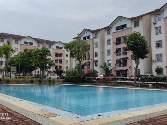 Apartment for sale in Shah Alam, Petaling