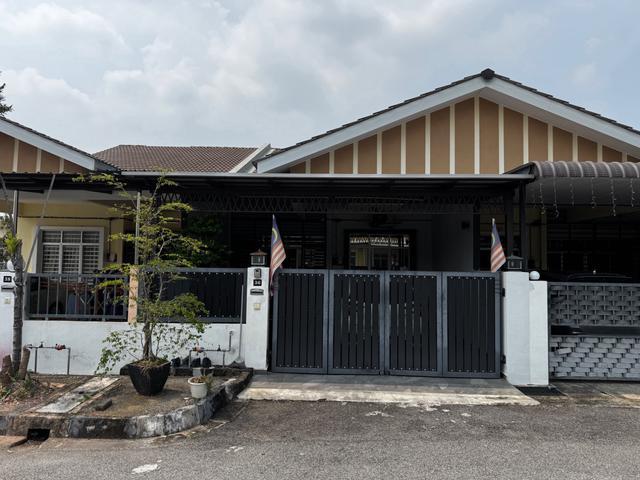 Terraced House for sale in Wellesley, Penang
