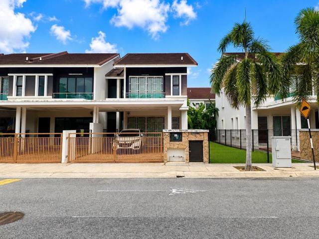 Terraced House for sale in Wellesley, Penang