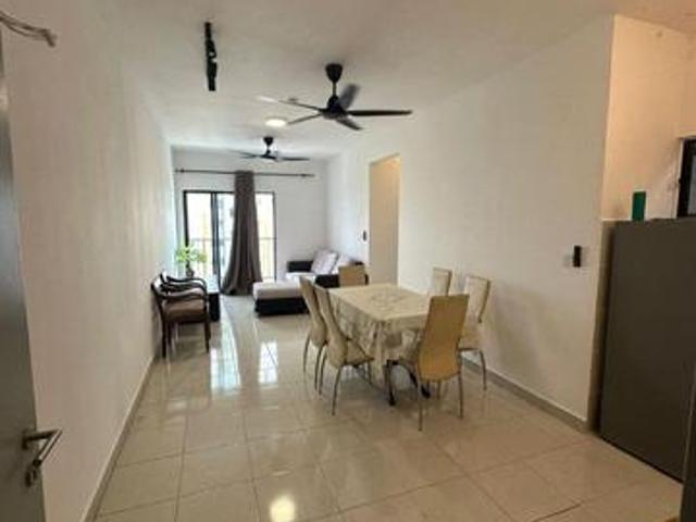 Apartment for rent in Tanjong Sepat, Selangor