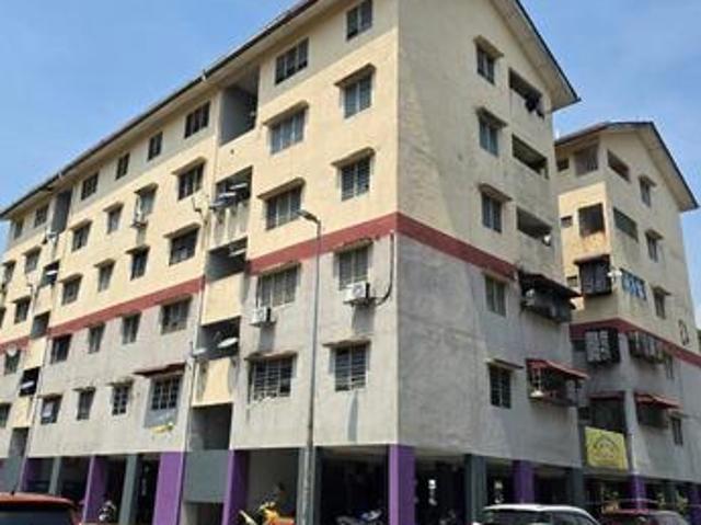 Flat for rent in Shah Alam, Petaling