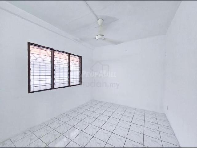 Apartment for rent in Kajang, Langat