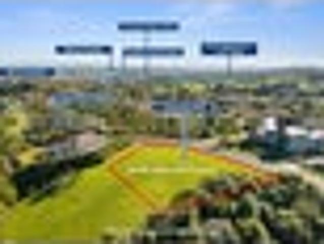 Land for sale in Howick, Oroua County