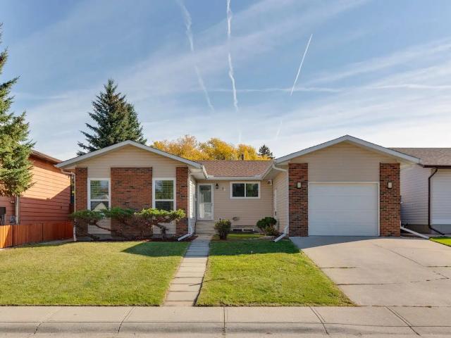 Apartment for rent in Deer Ridge, Calgary