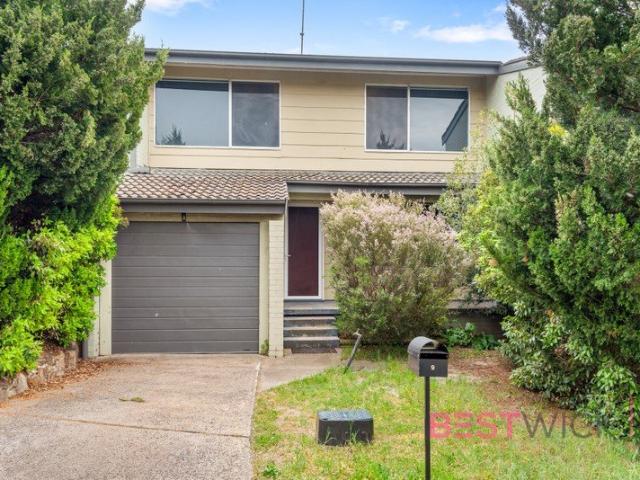 Townhouse for rent in Bathurst, New South Wales