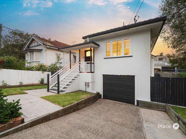 House for sale in Coorparoo, Greater Brisbane