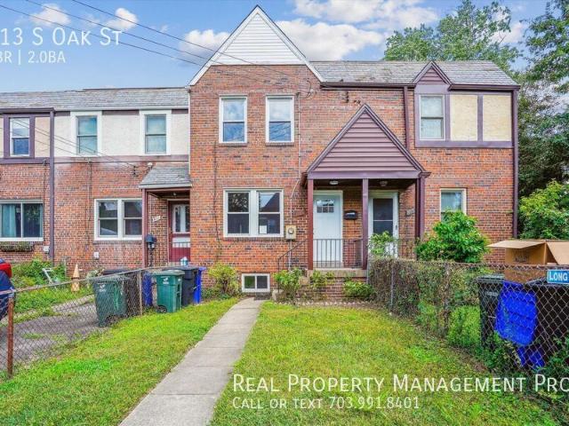Townhouse for rent in Arlington