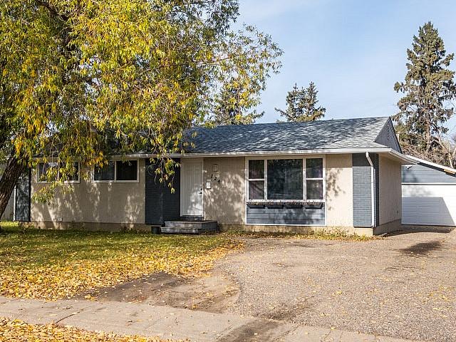 House for sale in Prince Albert, Saskatchewan