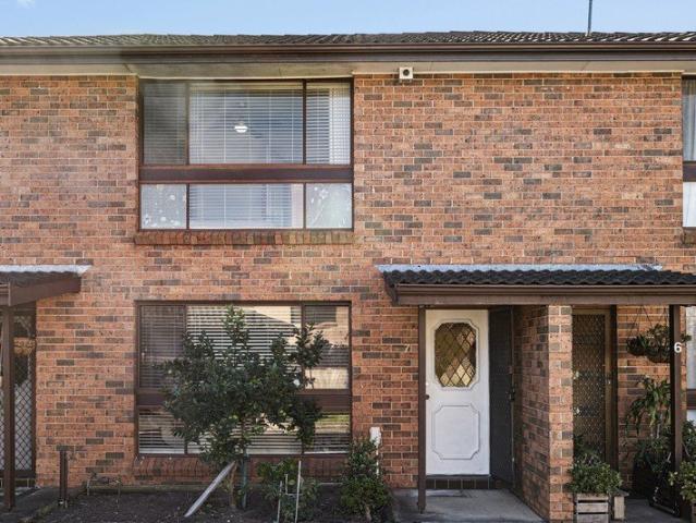 Townhouse for sale in Sydney, New South Wales
