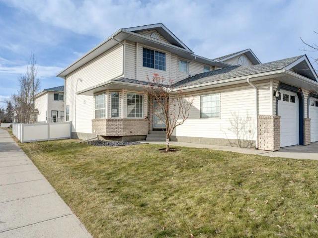 Townhouse for rent in Silver Springs, Calgary