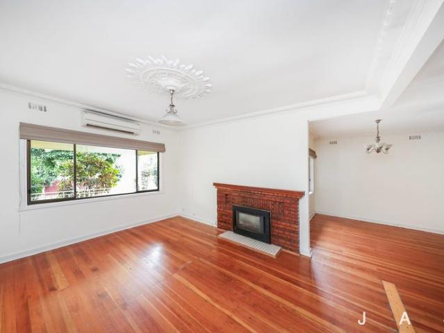 House for rent in South Kingsville, Melbourne