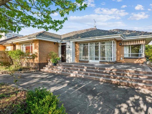 House for rent in Burwood, Melbourne