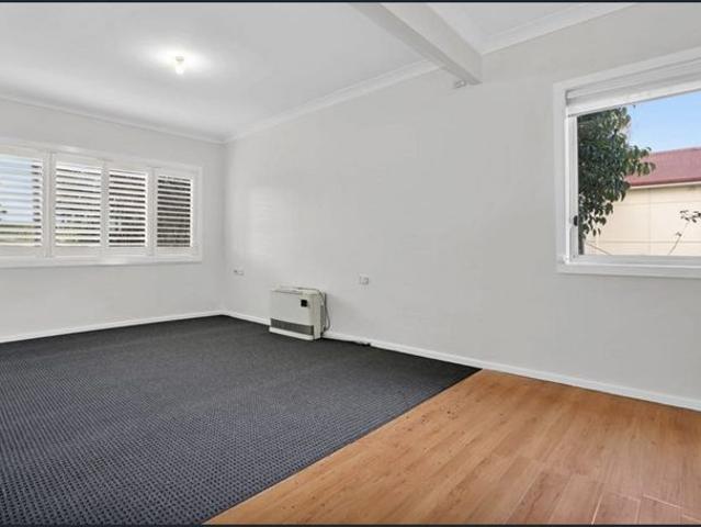 House for rent in Brisbane Grove, New South Wales
