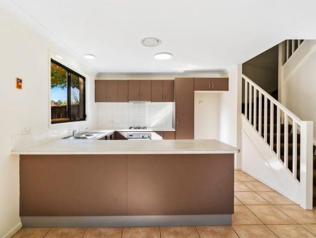 Townhouse for rent in Sydney, New South Wales