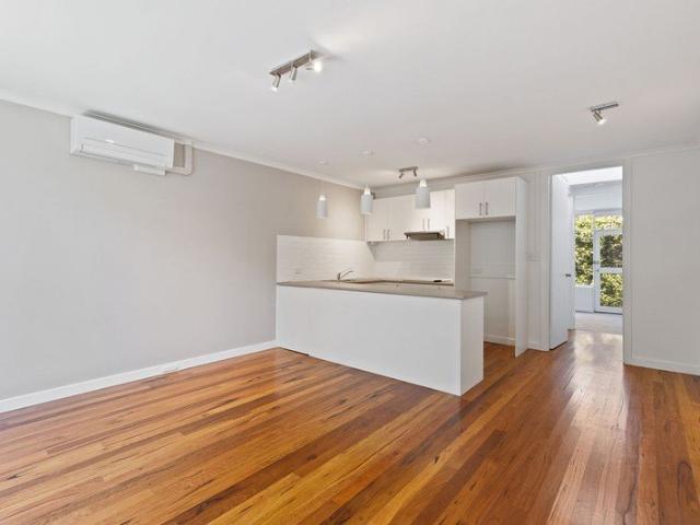 Apartment for rent in Glen Iris, Melbourne