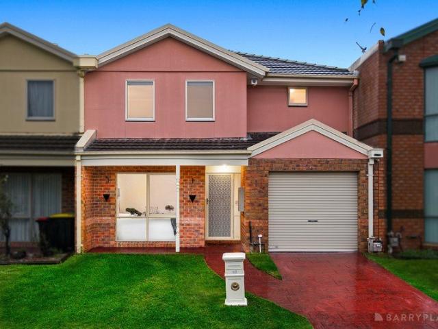 Townhouse for sale in Camerons Creek, Victoria