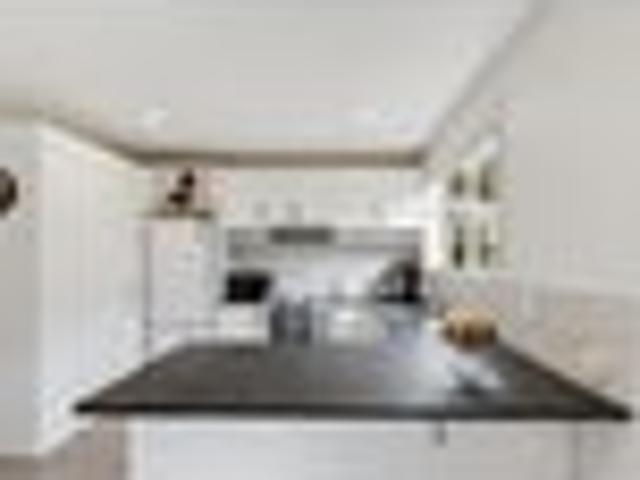 House for sale in Chaslands, Canterbury