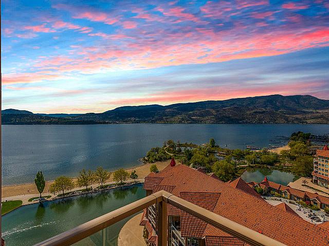 Condo for sale in Winfield, British Columbia
