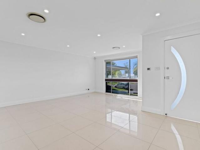 House for rent in Macquarie Fields, Sydney
