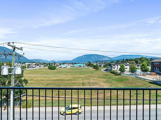Condo for sale in British Columbia