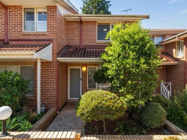 Townhouse for sale in Sydney, New South Wales