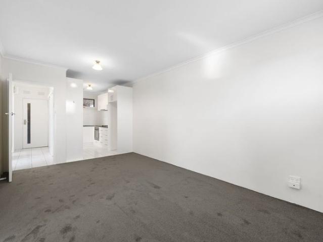 Apartment for rent in Coburg North, Melbourne