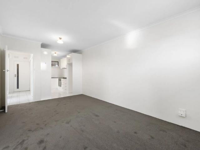 Apartment for rent in Coburg North, Melbourne