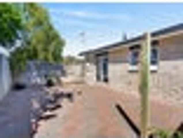 Townhouse for sale in Greenmeadows West, Napier City