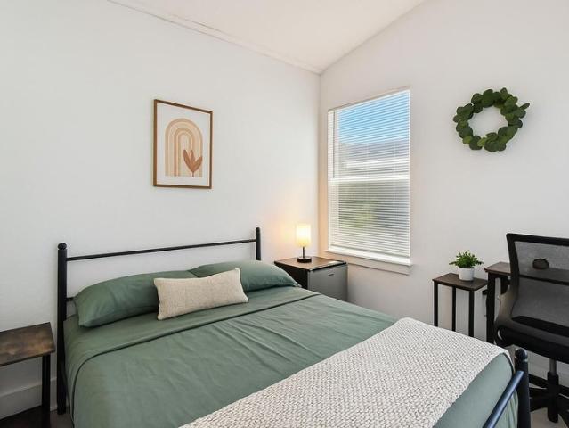 Room for rent in Saint Petersburg, Florida
