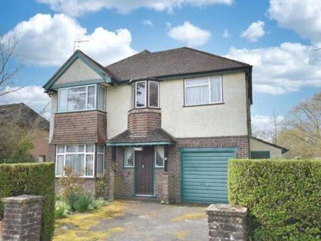 House for sale in Meath Green, Reigate and Banstead