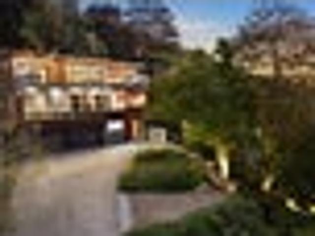 House for sale in Balmoral