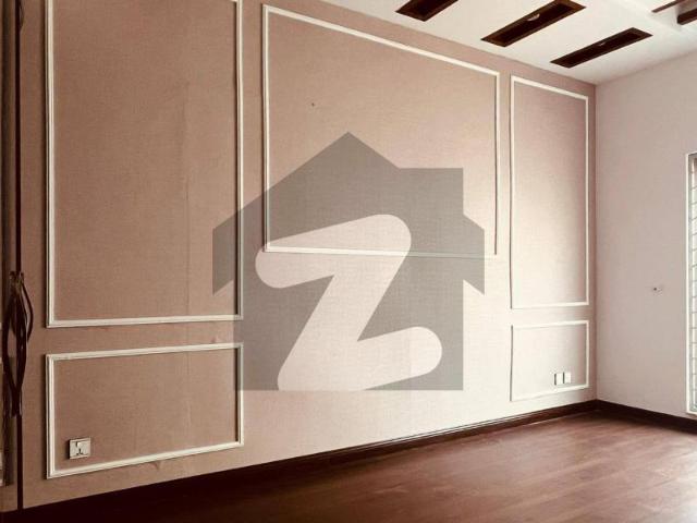 House for sale in Faisalabad, Islamabad Capital Territory