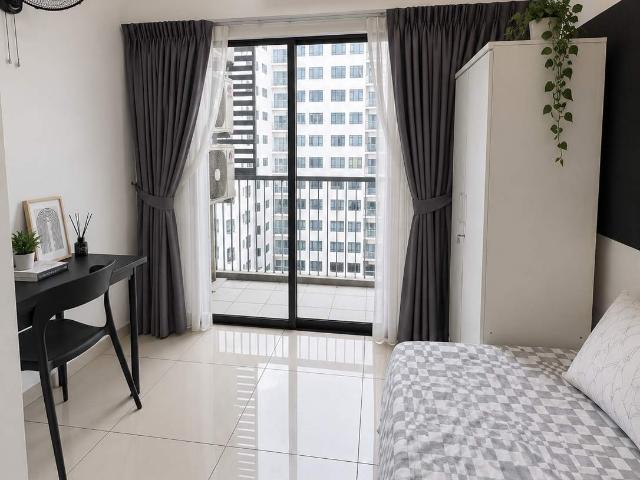 Room for rent in Petaling, Alam Impian