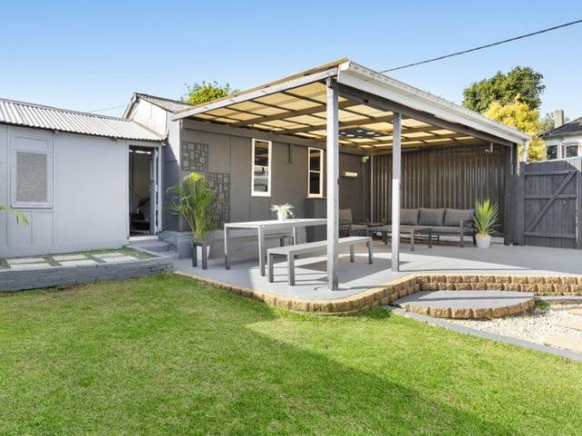 House for rent in Lower North Shore, Sydney