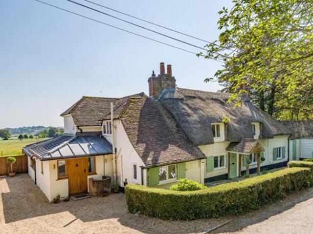 House for sale in Barton Stacey, Hampshire