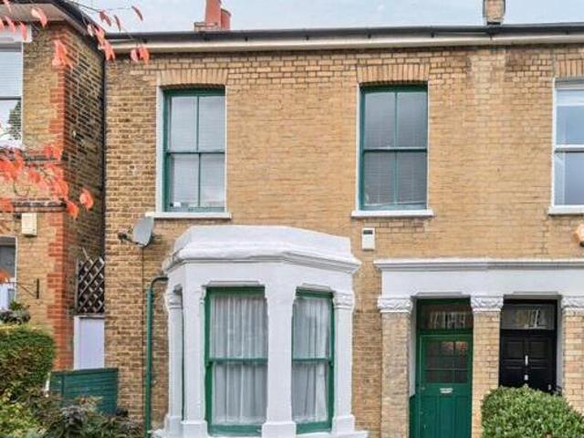 House for sale in Lyons, Greater London