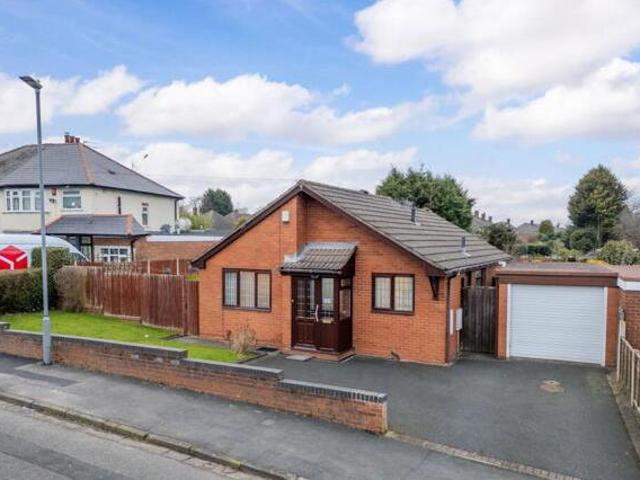 House for sale in Oldbury, West Midlands