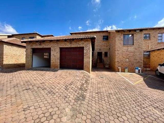 Townhouse for sale in Kagiso, Gauteng