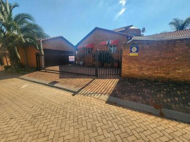House for sale in Centurion, Die Hoewes