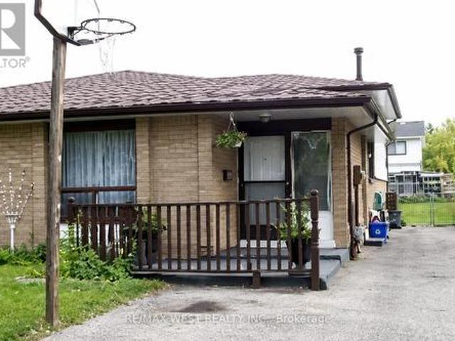 House for rent in Georgina, Ontario