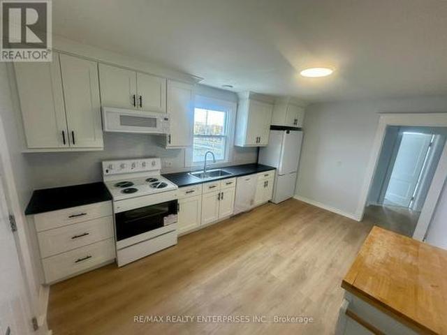House for rent in Ontario