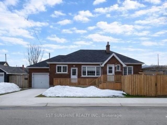 House for rent in Ancaster, Ontario