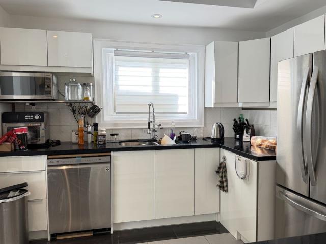 House for rent in Vista Heights, Mississauga