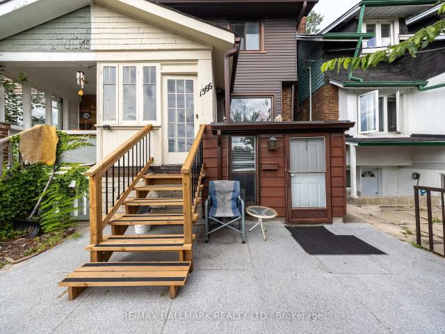 House for rent in Toronto